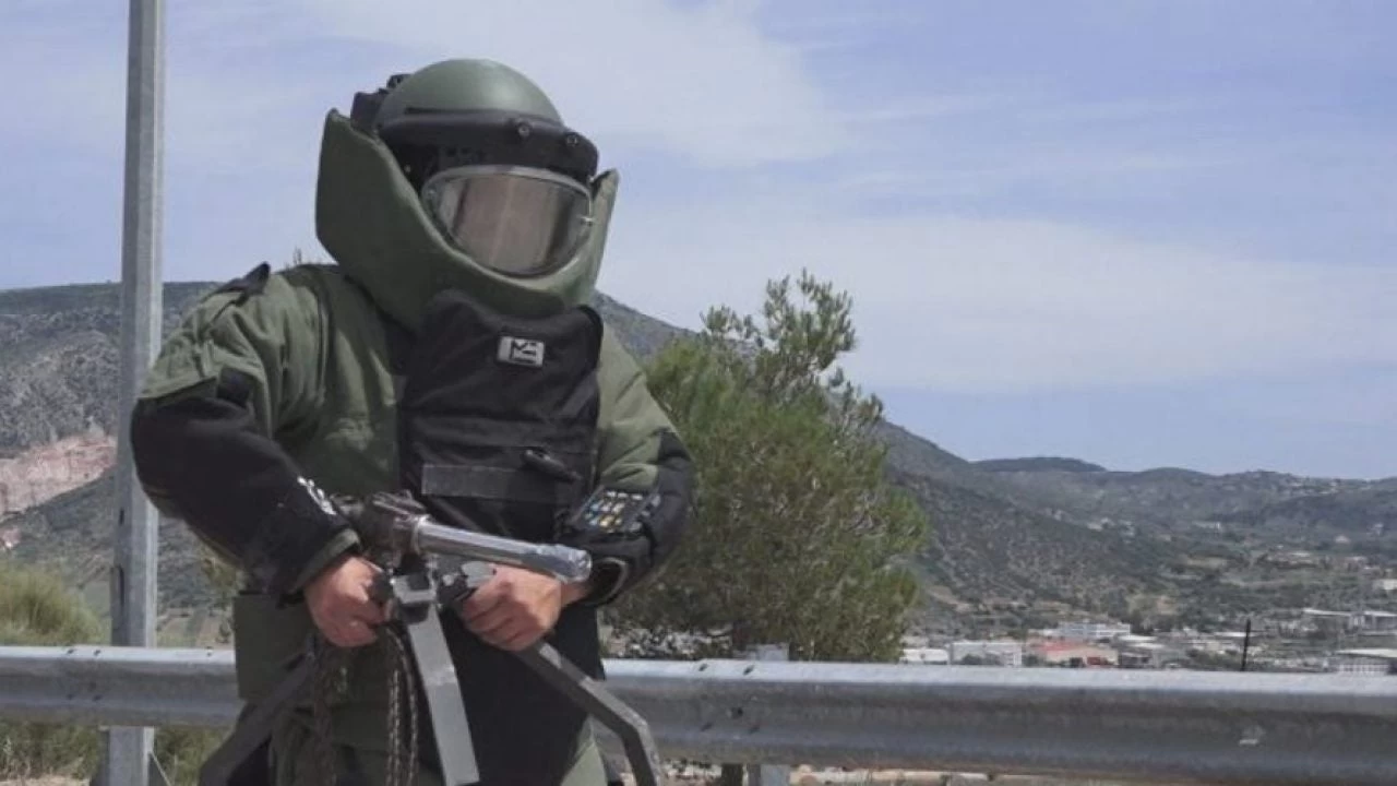 Κρήτη: Συναγερμός σήμανε μετά τον εντοπισμό ενεργής νάρκης